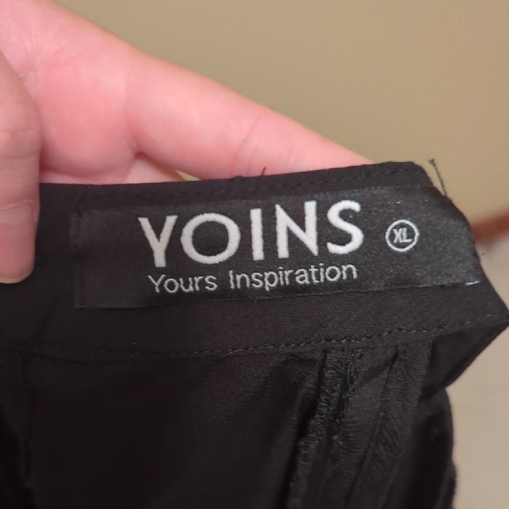 YOINS Black blouse